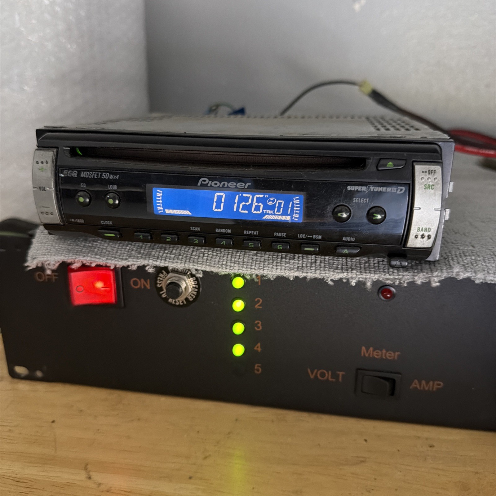 Pioneer DEH-1800 In-Dash Car CD Receiver Detachable Faceplate Tested Works