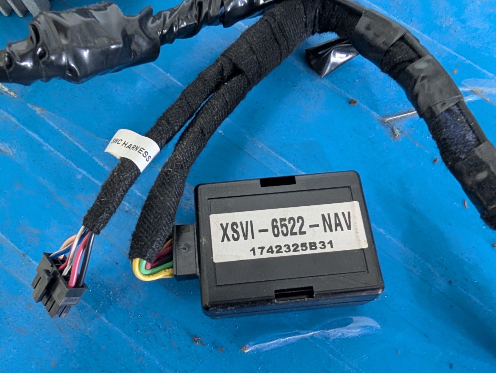 Pioneer DEH‑S1200UB + Axxess XSVI‑6522‑NAV + ASWC‑1 Plug‑and‑Play Chrysler Dodge