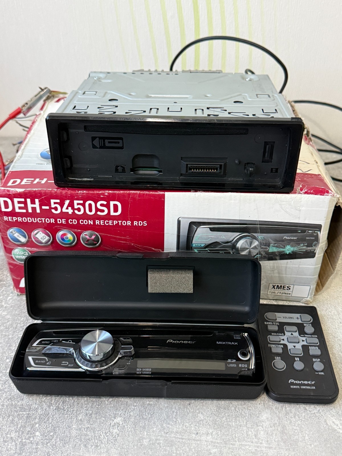 Pioneer DEH-5450SD Car Stereo Cd Player USB Sd AUX MP3 1DIN Radio