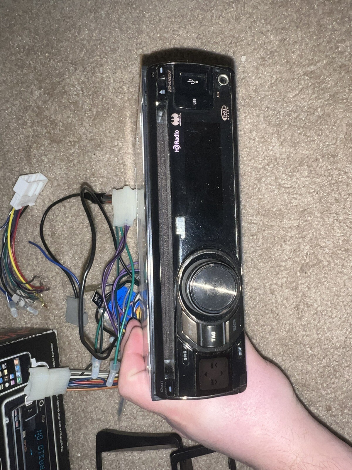 JVC Arsenal KD-AHD59 Vehicle CD Receiver/Radio 1 DIN