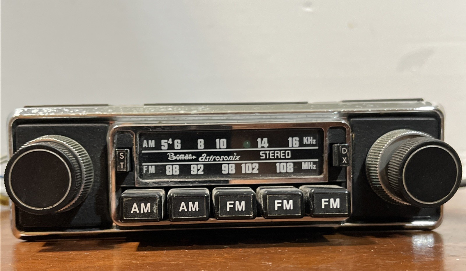 Old VTG BOMAN Astrosonix Astro Line 650MPX Shaft Knob Car Radio Stereo Audio. BR