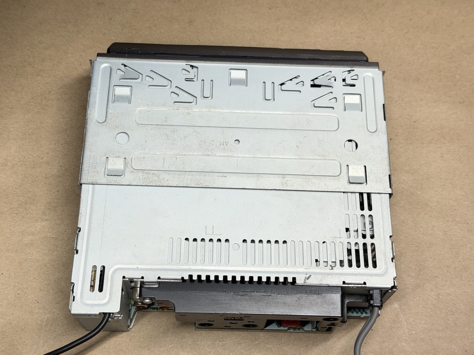 Pioneer DEH-P6800MP Car Stereo CD MP3 Player *Damaged* FOR PARTS AS IS