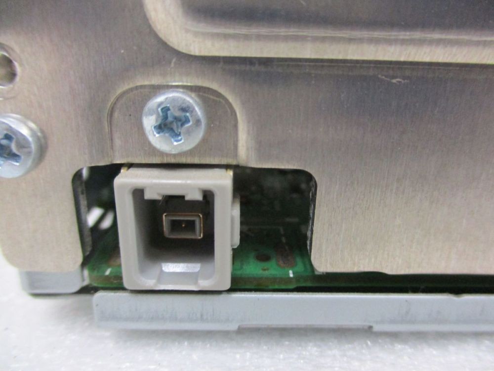CD Radio Code Not Available Fits For KIA SORENTO II (XM) 2.2 CRDI 2WD