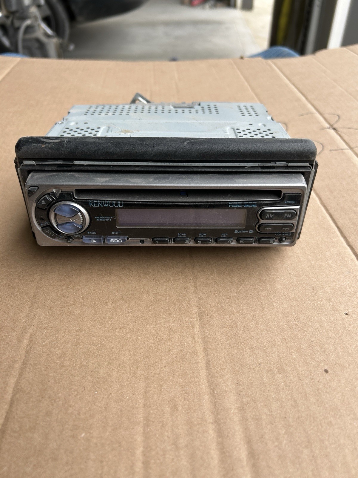 Kenwood In Dash CD Receiver Model KDC-205