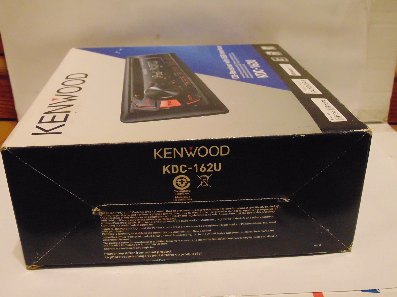 Kenwood car radio/cd player KDC-162U, NEW OLD STOCK