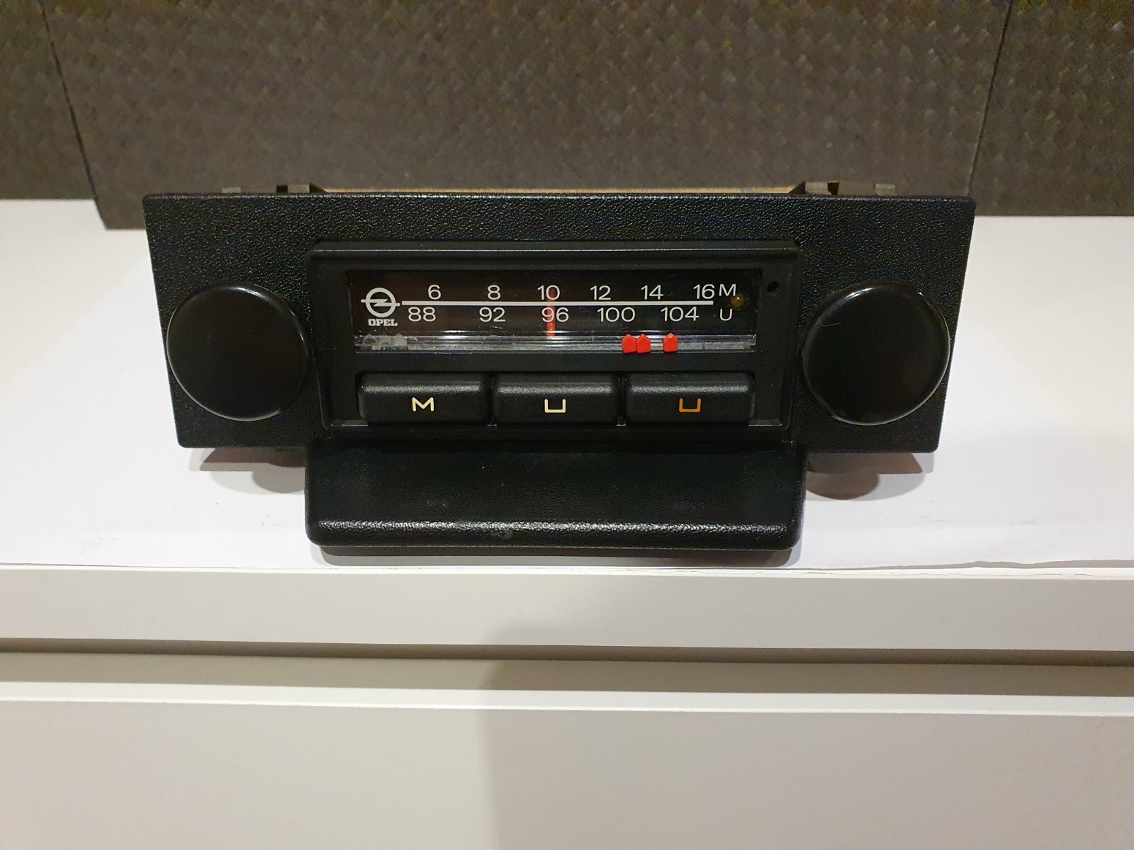 Grundig Vintage Car Autoradio FTZ – Nr- U 101 1970-80 OPEL