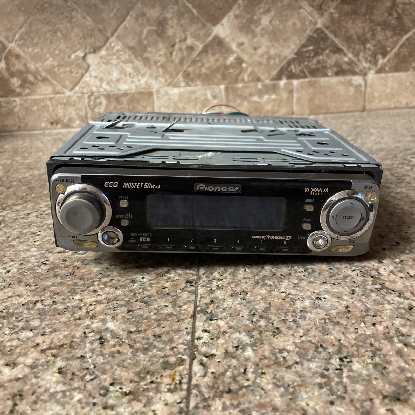 Pioneer DEH-P6500 Car Stereo CD Player In Dash Receiver
