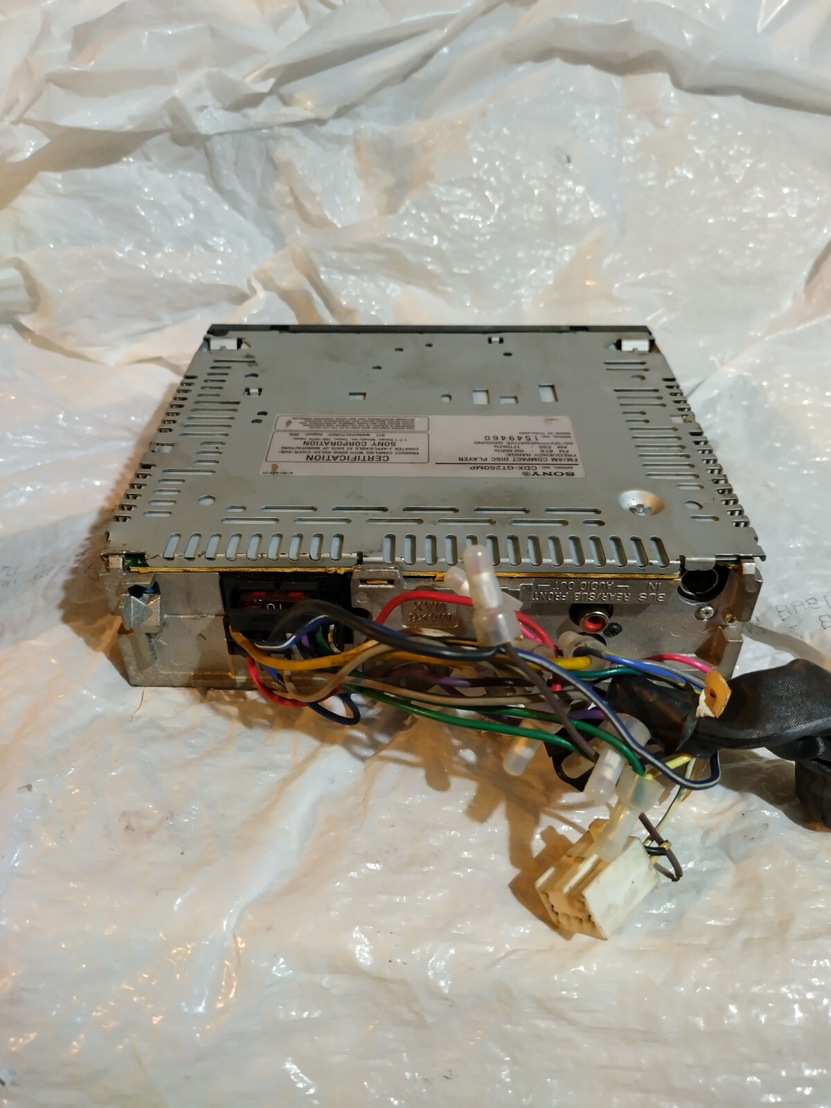 Sony CDX GT250MP CD Player Radio no faceplate sold as is