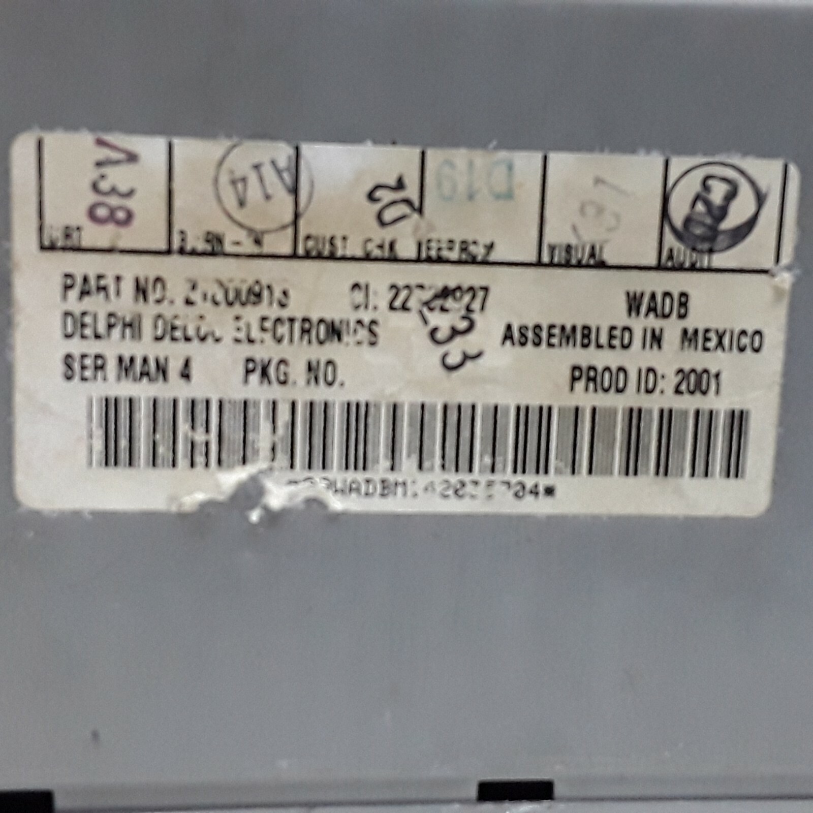 00 01 02 Chevy Cavalier AM FM CD radio receiver OEM