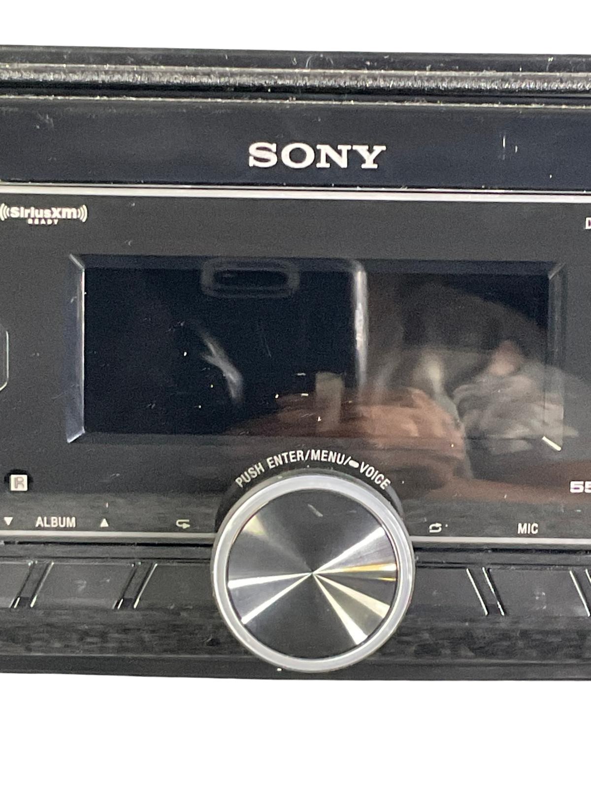 SONY DSX-B700 Car Audio Receiver Bluetooth FM AM Digital Media Aux
