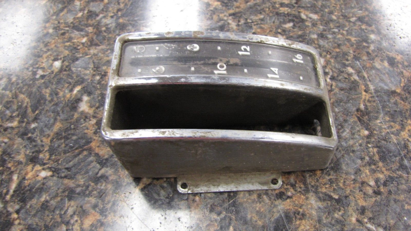 Vintage 1949 1950 Chevrolet Sedan AM PB Car Radio Chrome Face Plate Model #98624