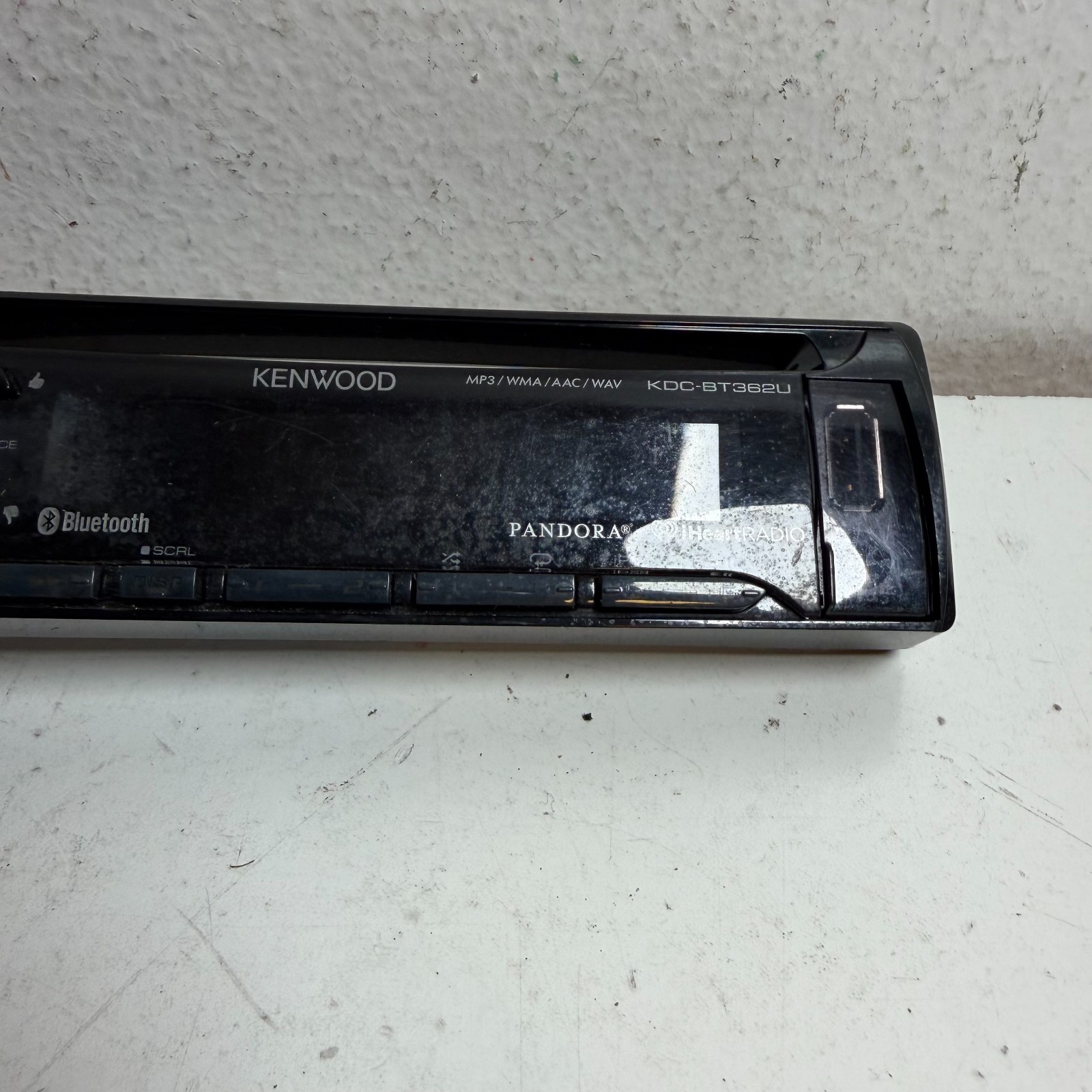 Kenwood KDC-BT362U Bluetooth Pandora iHeartRadio USB MP3 Car Stereo Faceplate