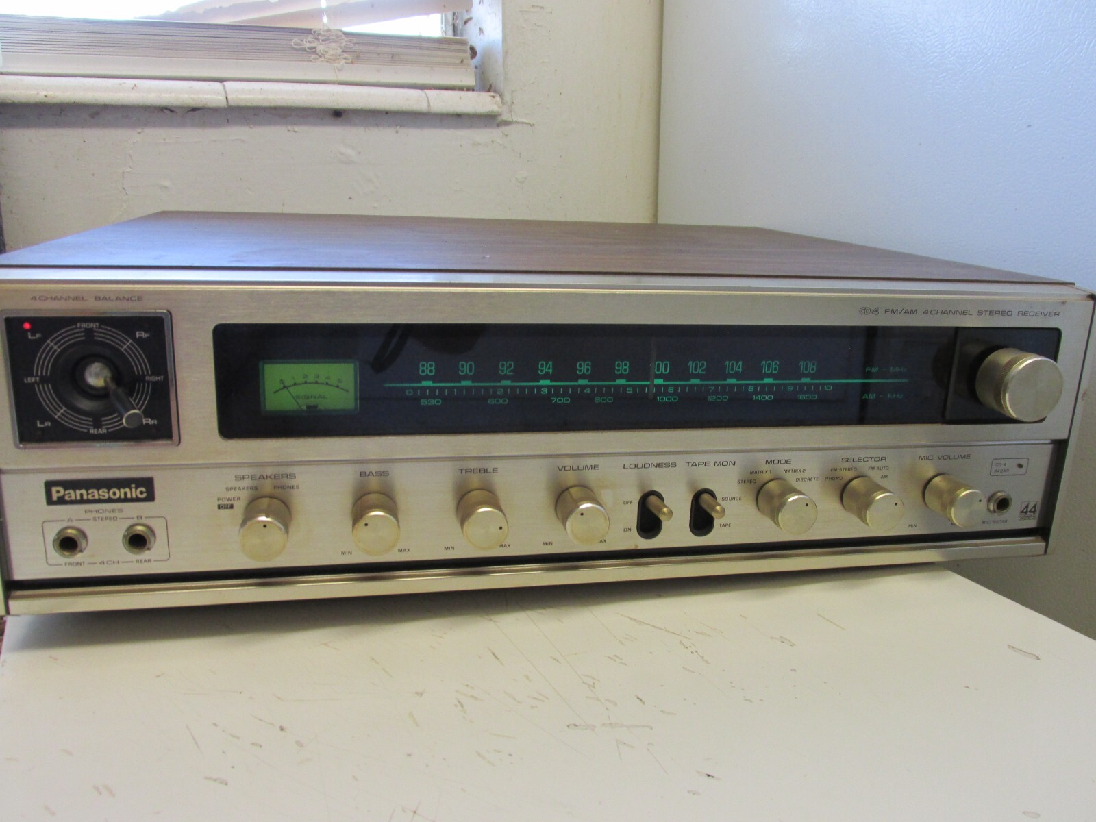 Panasonic AM/FM Reciever/Amp CD-4 SA 507 Mic /Guitar Inputs 4 -Channel