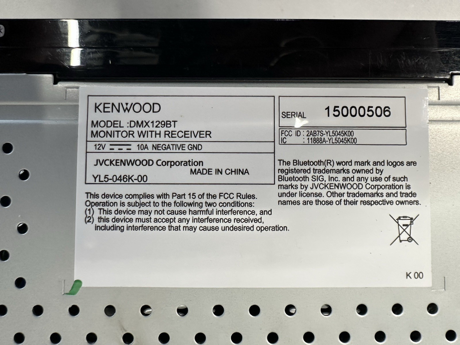 Kenwood DMX129BT 6.8″ 2 DIN Multi Media Radio Receiver Bluetooth AM/FM Tuner USB