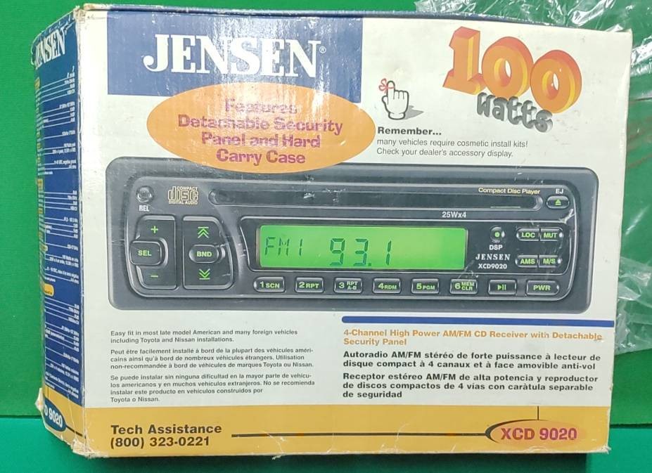 Jensen XCD 9020 Car AM/FM CD RECEIVER with Detachable Face Plate- New in Box