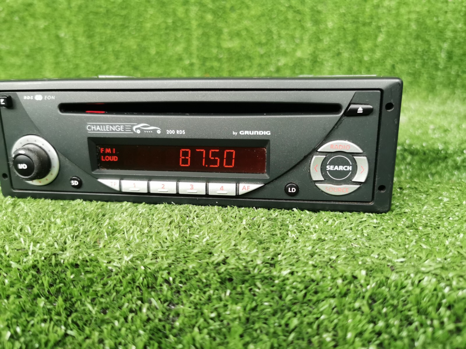 Grundig Challenge 200 Rds Challenger 200 Rds By Grundig Original Car Radio
