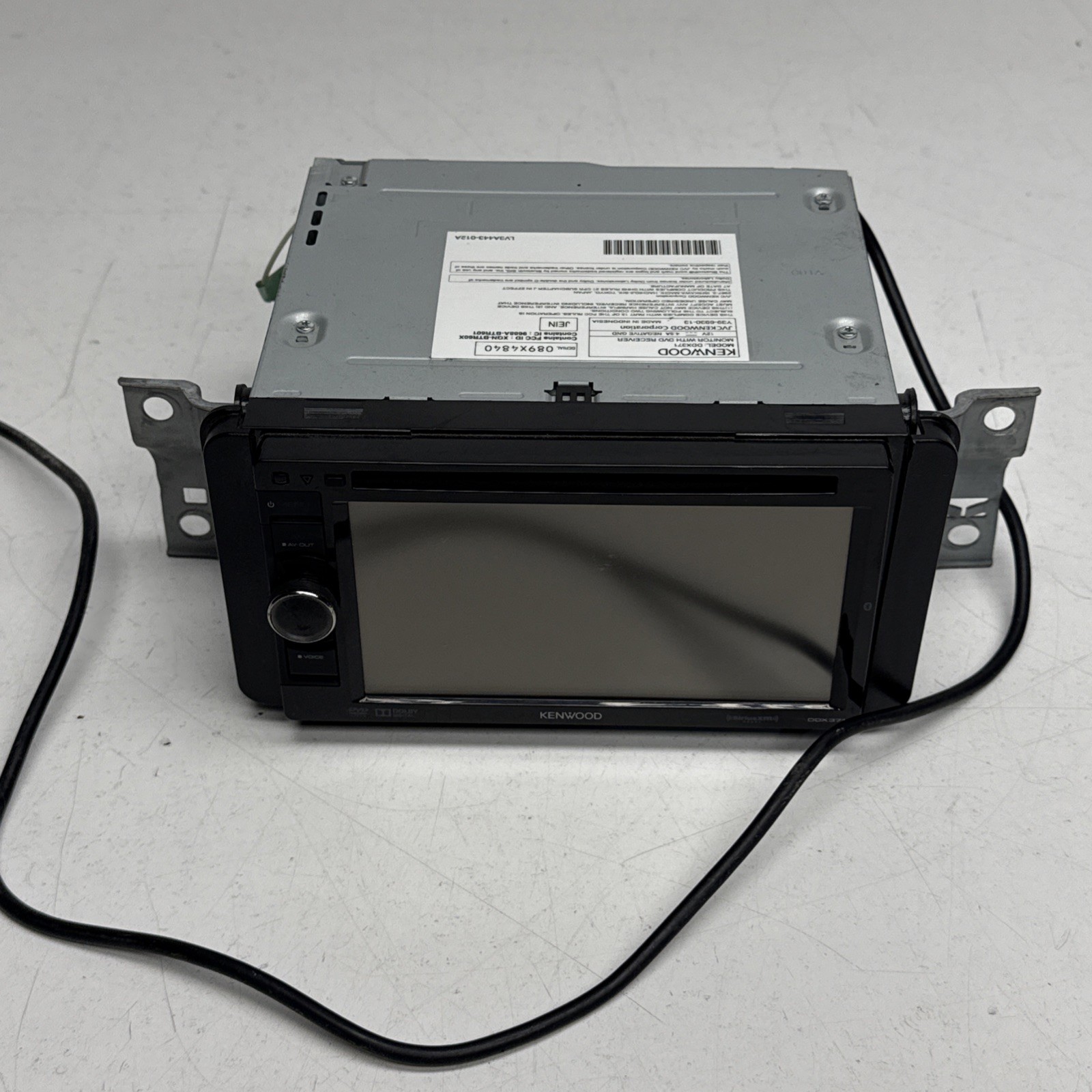 Kenwood DDX371 Double DIN 6.1″ DVD Bluetooth Touchscreen Stereo – 5305709