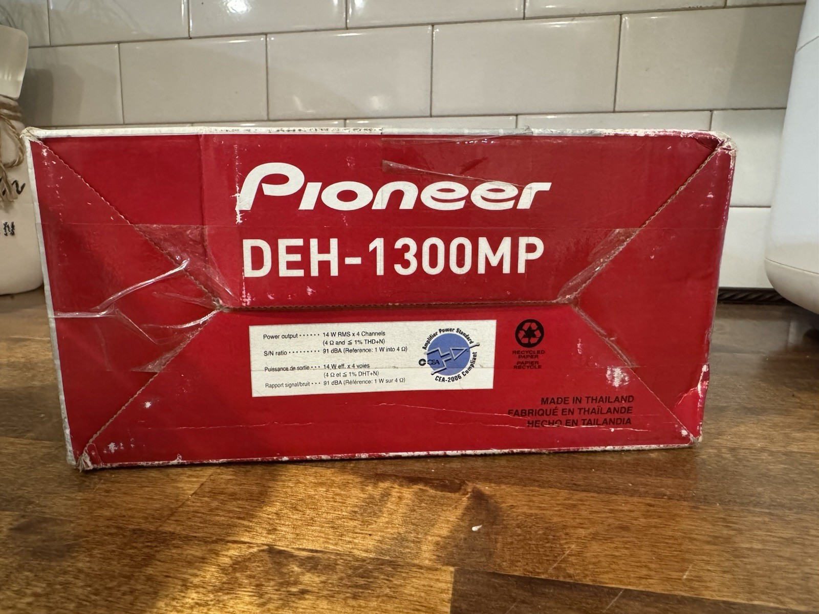 Pioneer DEH-1300MP car stereo receiver