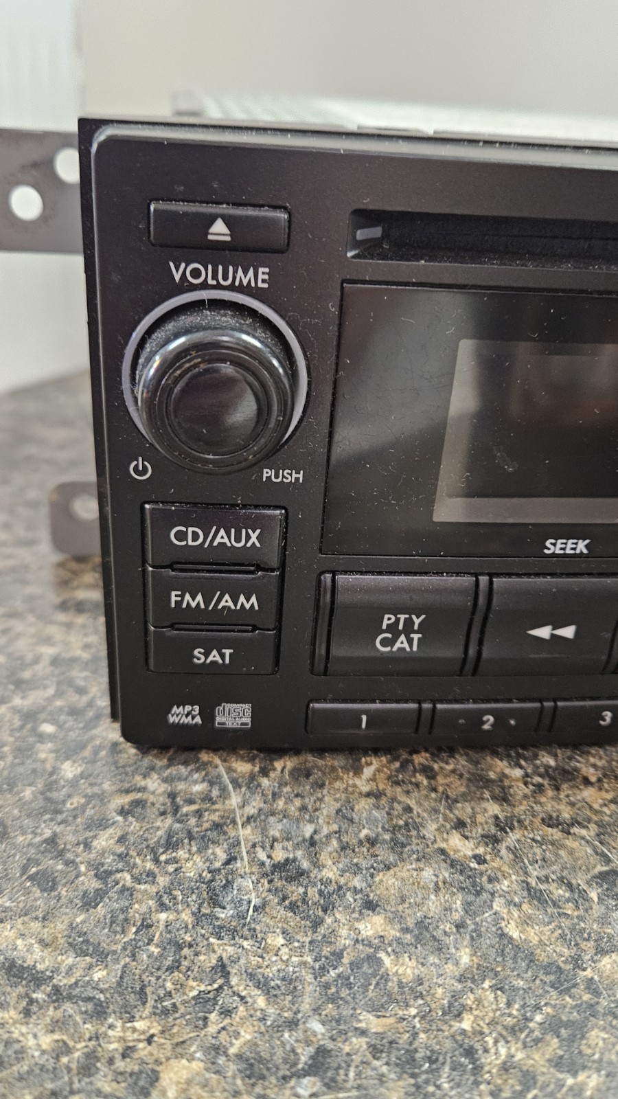 Subaru Forrester Car Stereo Clarion CD 2012 8620SC620 PF-3292B-A OEM