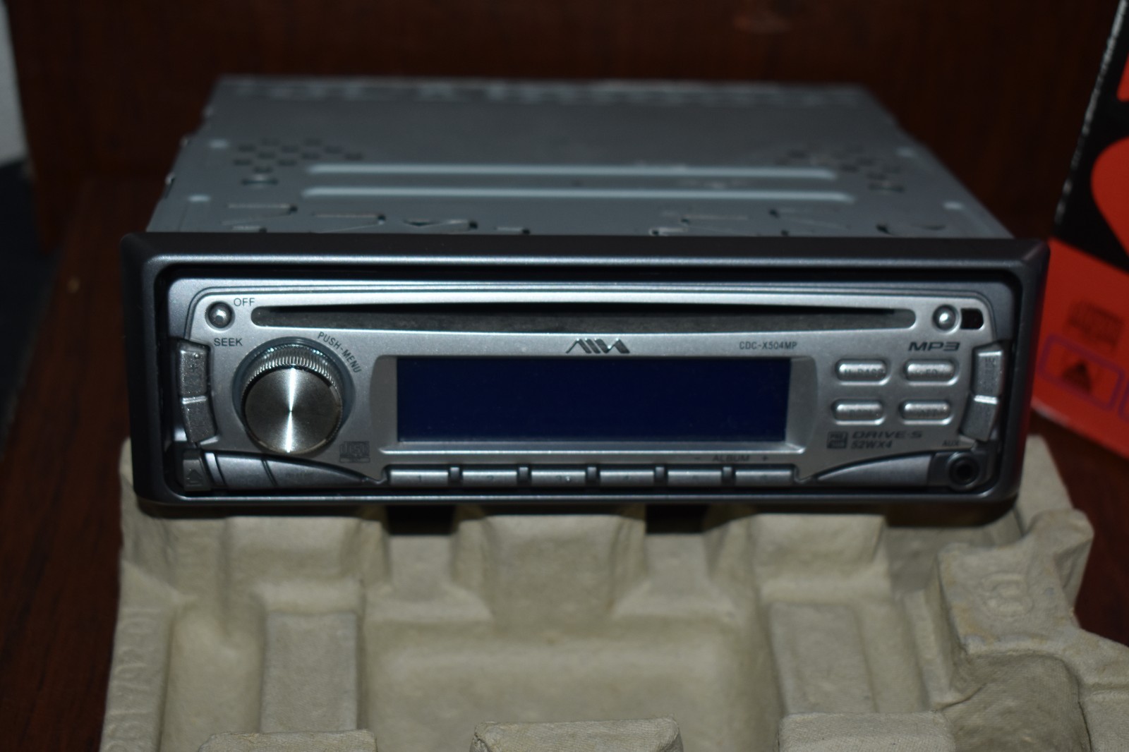 Aiwa CDC-X504MP FM/AM/CD/MP3 Player In Dash Receiver, in box. (BC)