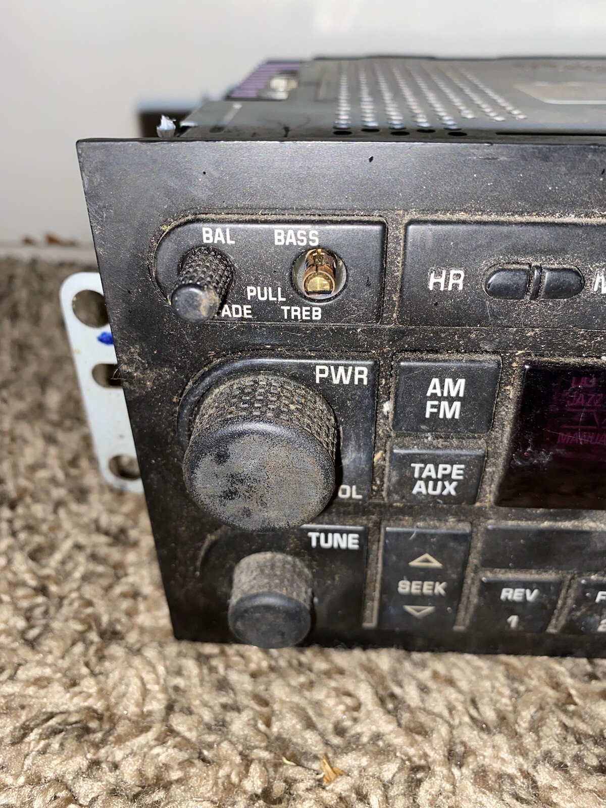 GM Delco Oldsmobile factory Cassette player radio 95 96 97 98 99 16236453