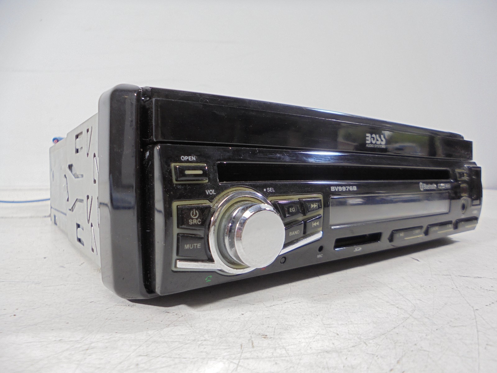 Boss Car Sterio Audion System BVD9988B