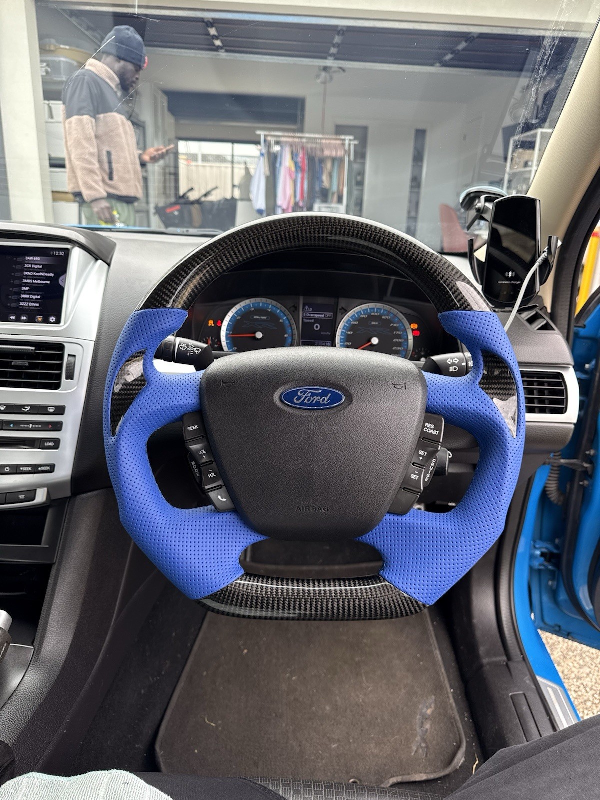 COMBO DEAL—FORD Falcon FG MK1/MK2 | 2008—2014 (Unit, Steering Wheel + Camera)