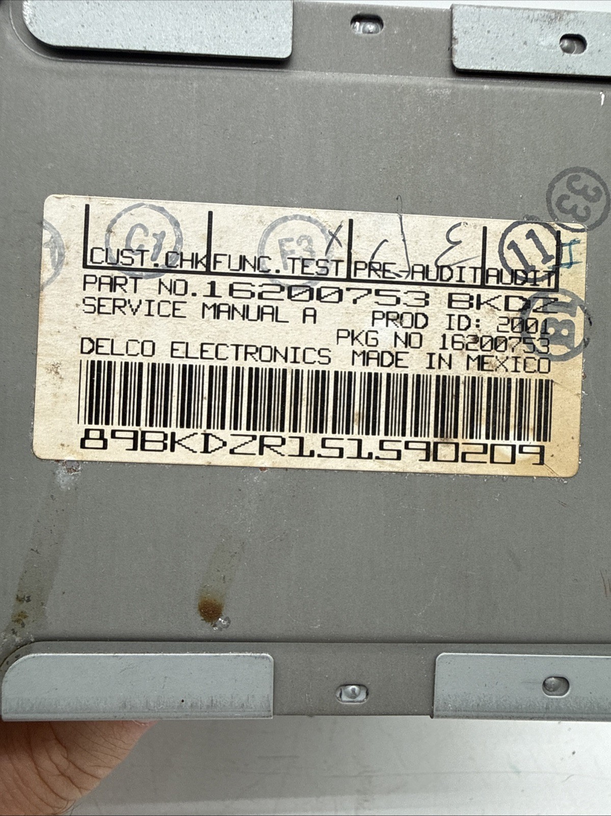 Oldsmobile Delco GM OEM Cassette player radio 95 96 97 98 99 16200753 Olds
