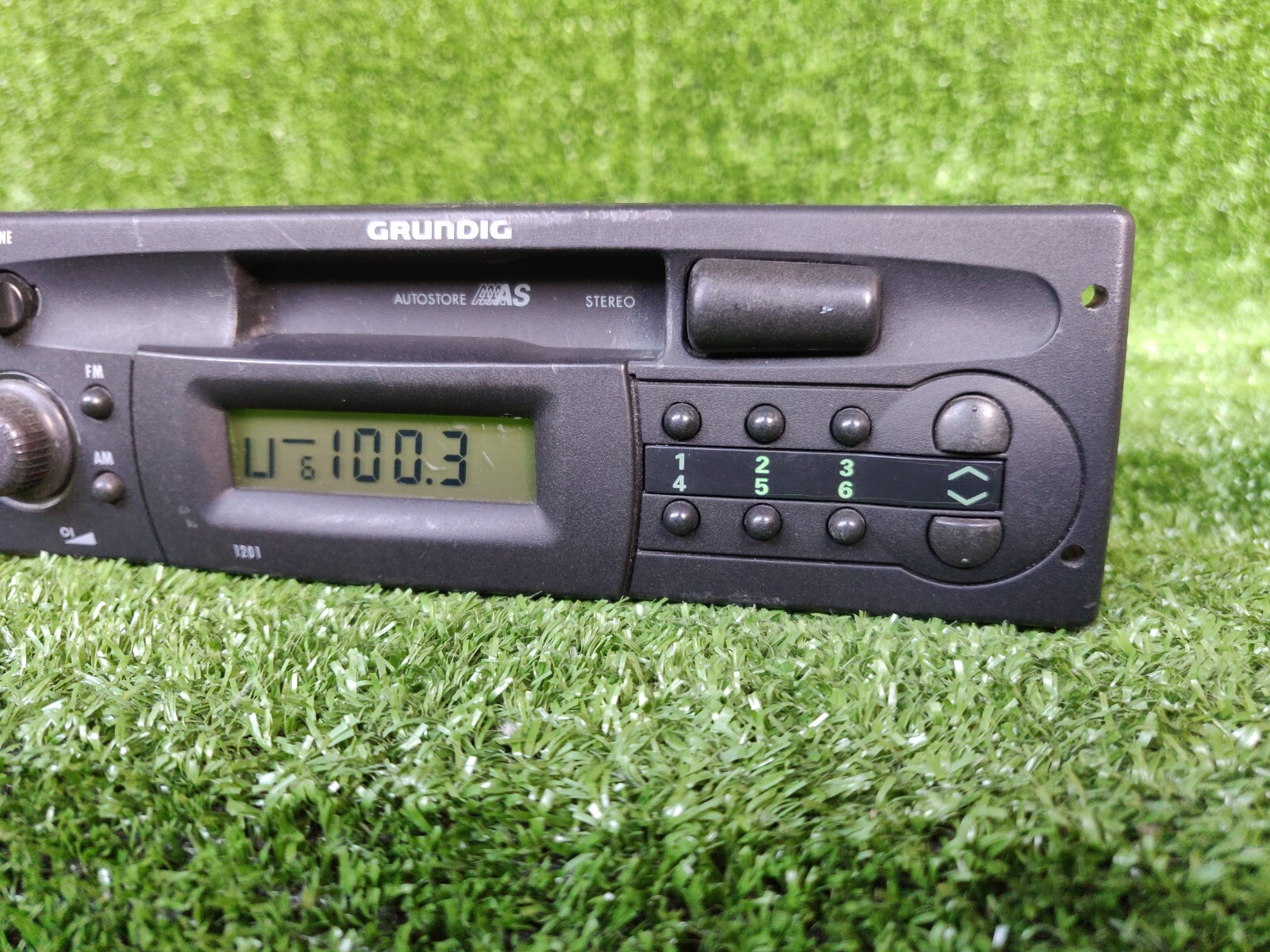 Grundig Wkc 1201 Wkc1201 Original Car Radio