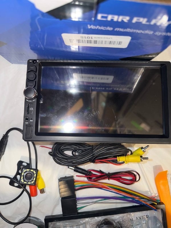 7″ Double Din Car Stereo with Apple CarPlay, Bluetooth 5.1 & Backup Camera