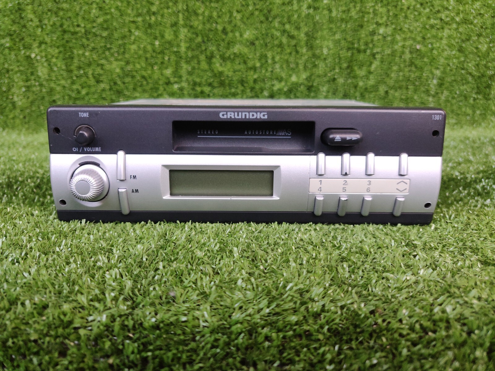 Grundig Scc 1301 Scc1301 Original Car Radio