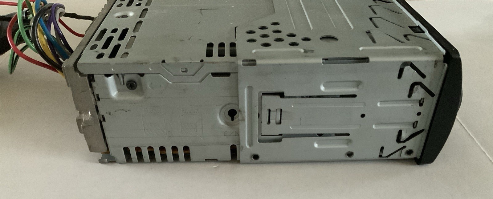 Sony CDX-GT11W Indash FM/AM Radio CD Player Untested, Parts