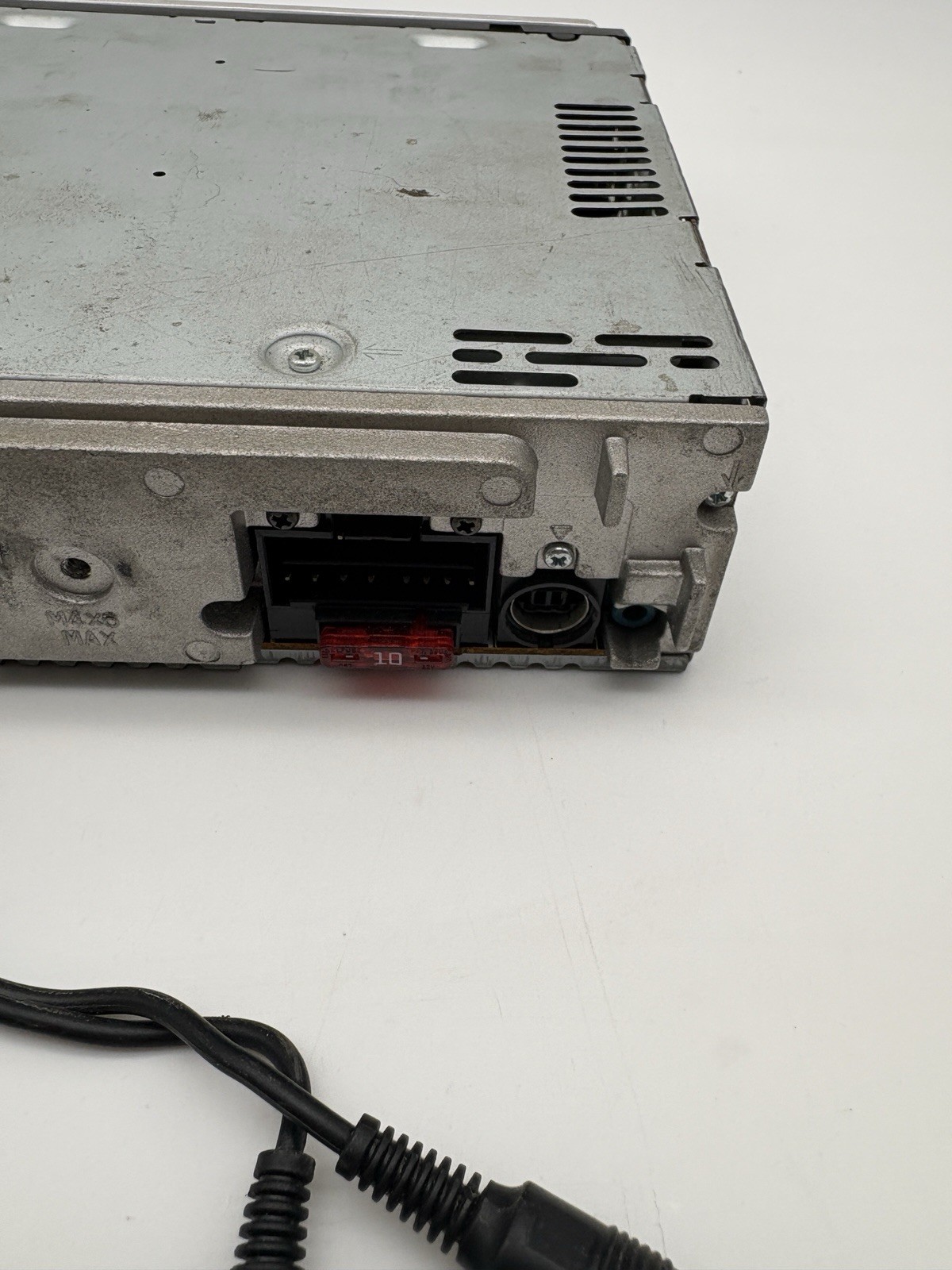Sony CDX-FW700 CD Player 1 DIN In-Dash Equalizer Detachable Face