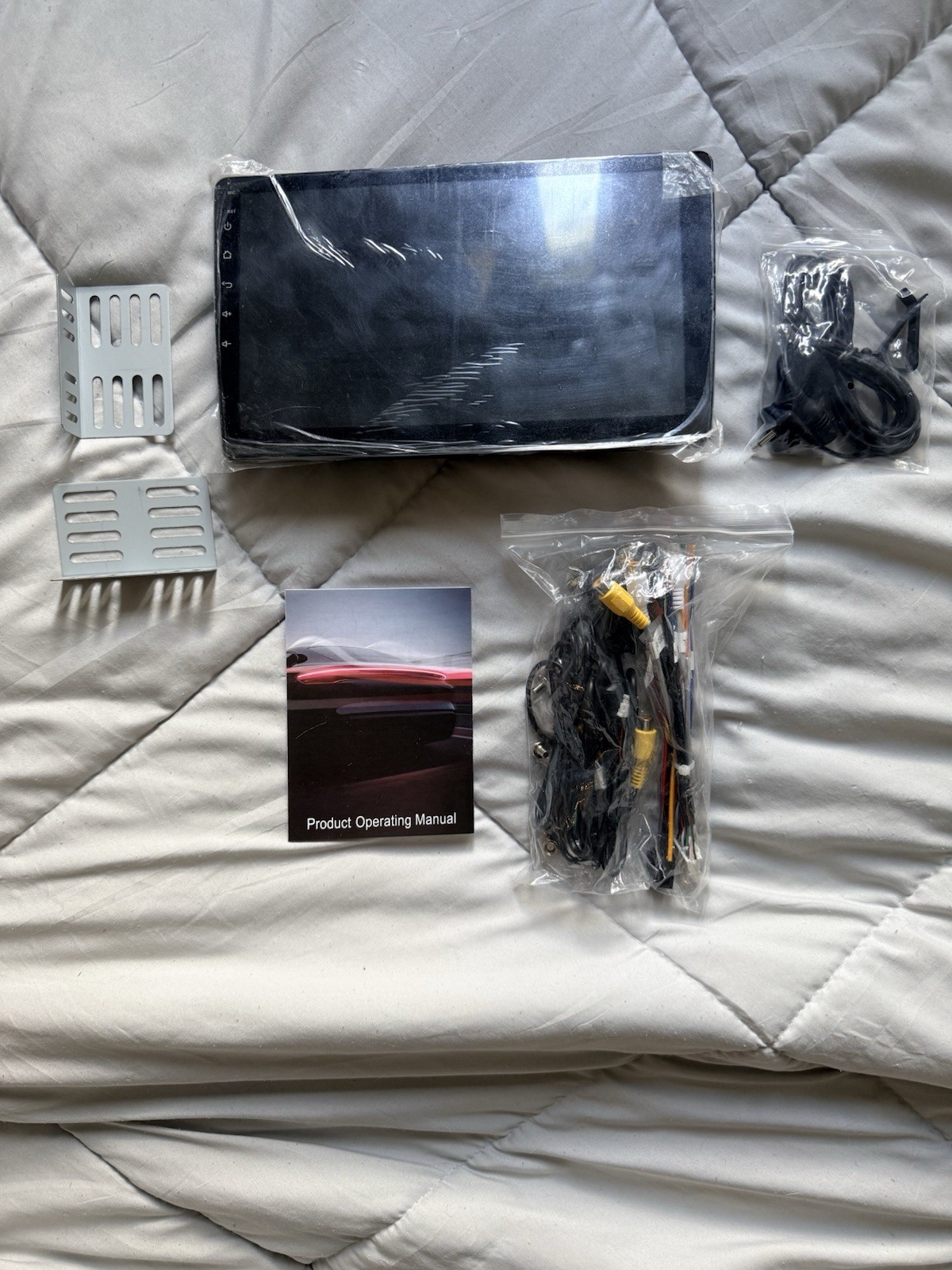 10.1” TOUCH SCREEN STEREO WITH FULL HARNESS BRAND NEW