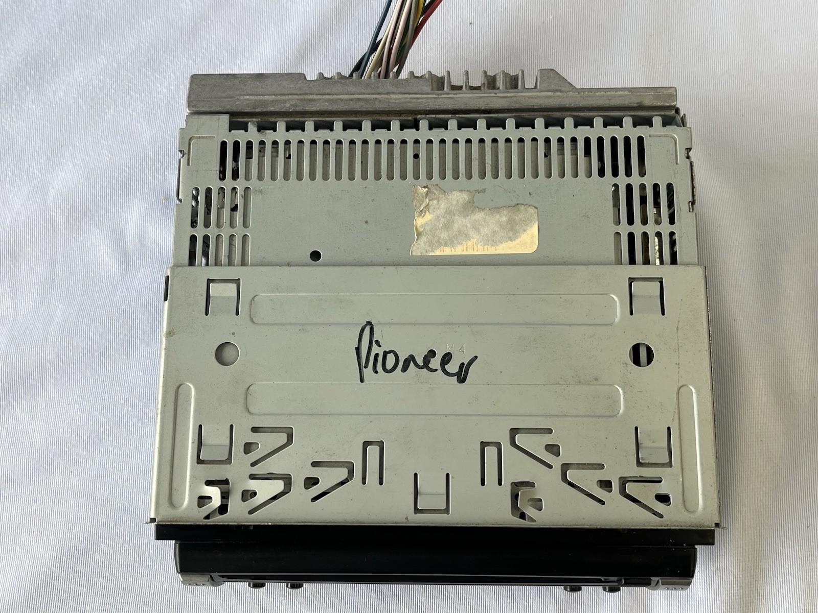 Pioneer DEH-1800 Car Stereo CD Player AM FM Receiver 50Wx4 For Parts Repair