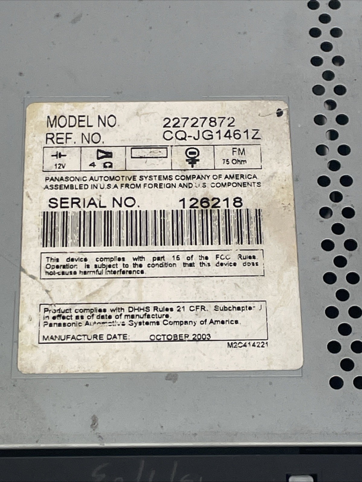 Saturn Ion AM FM CD MP3 radio receiver 22727872 Not Tested For Parts Only