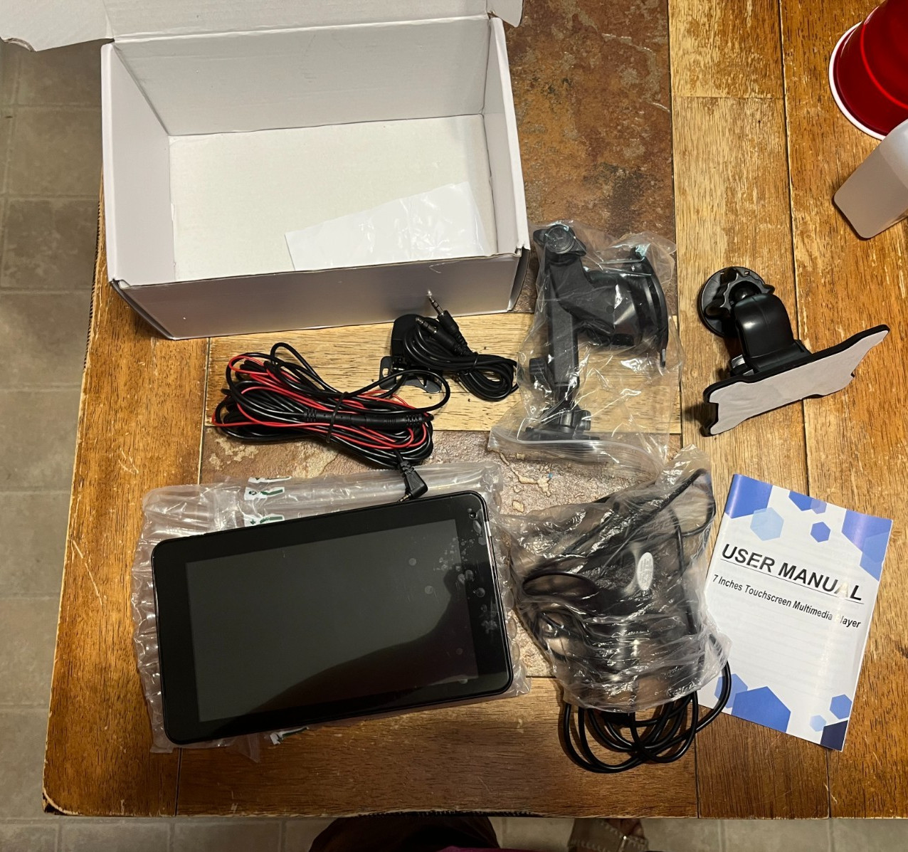 Portable Wireless Car stereo with back up camera