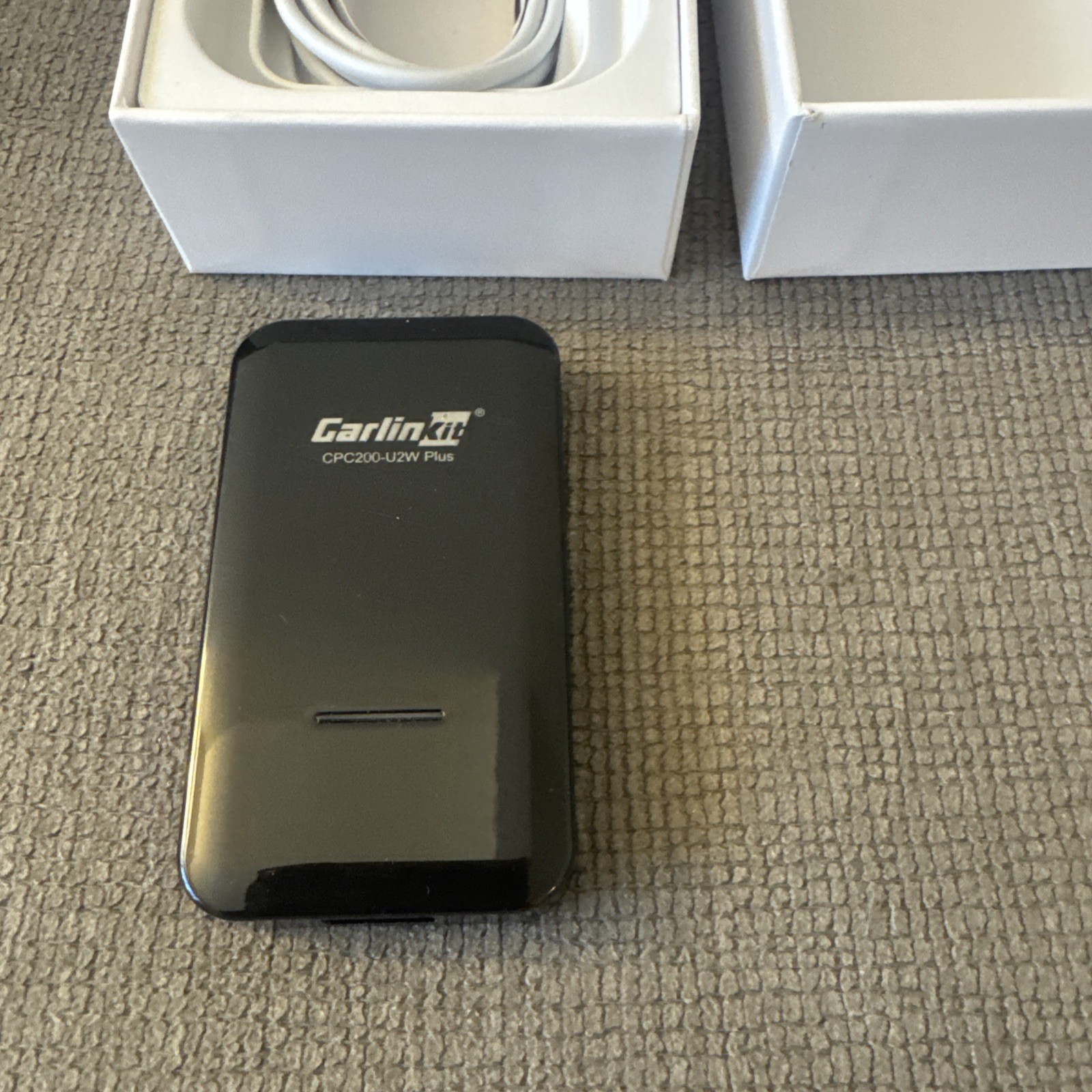 Carlin Kit CPC200-U2W-Plus Black Wireless Car Interconnection Module