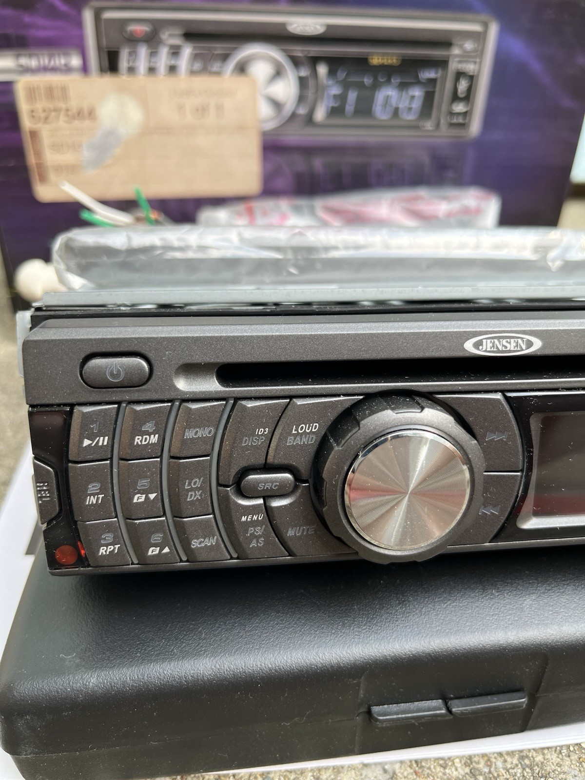 New Jensen SD1413 CD Player/MP3 In Dash Receiver With HARNESS Remote NOS