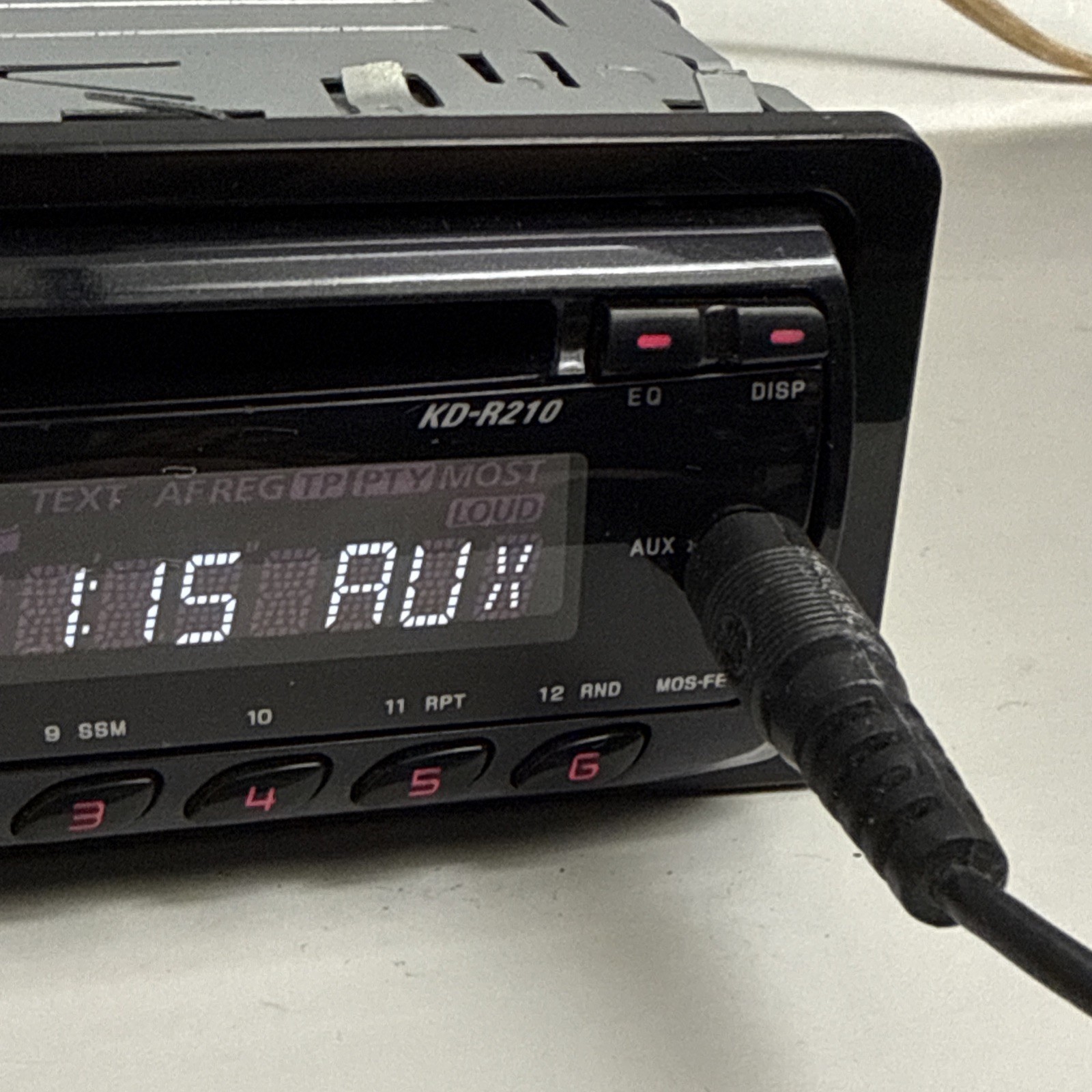 JVC KD-R210 Detachable Face Car Radio MP3 CD Receiver Player Aux Tested Working