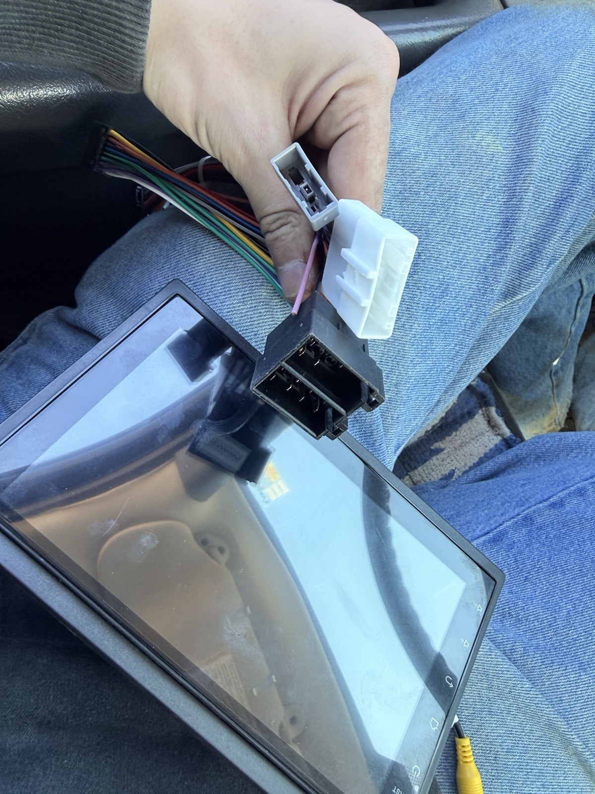 2003-2006 Chevy 1500 an 2500 Carplay/android auto touch screen.