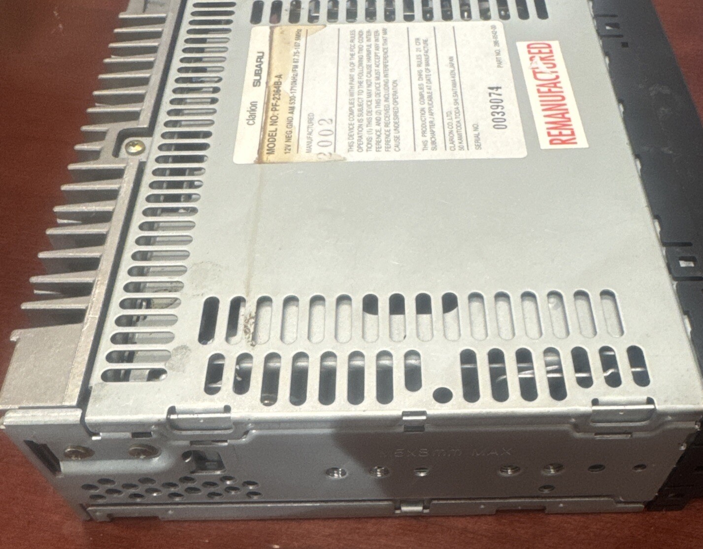 Subaru Clarion PF-2364B-A CD Radio Stereo 12V Am/FM, 2002 286-9542-00
