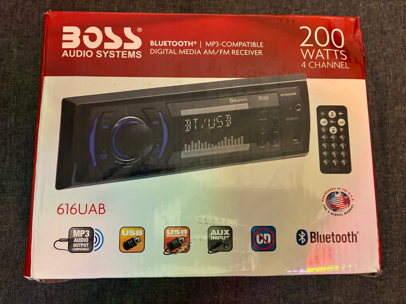 OPEN BOX – BOSS Audio Systems 616UAB 1 DIN Digital Media Bluetooth USB AUX AM/FM