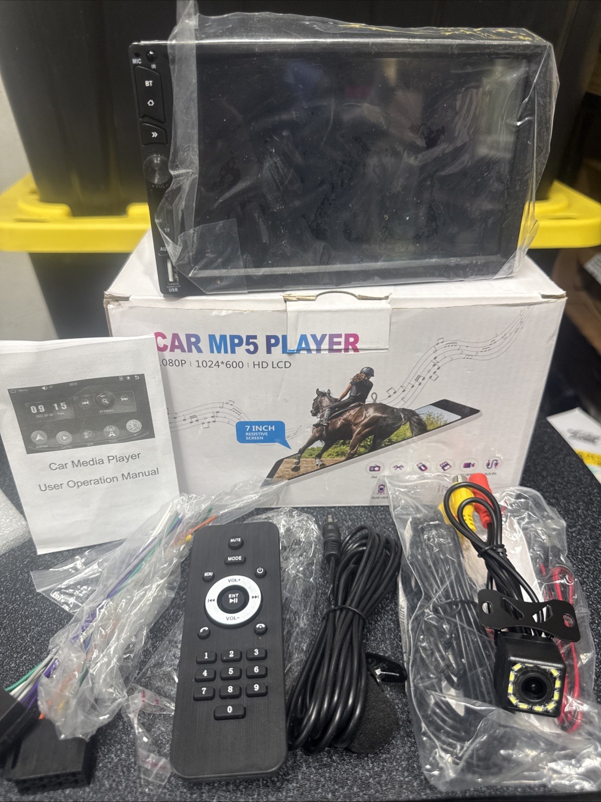 Car Multimedia mp5-player FM And Bluetooth phone Link Backup Camera And Micro