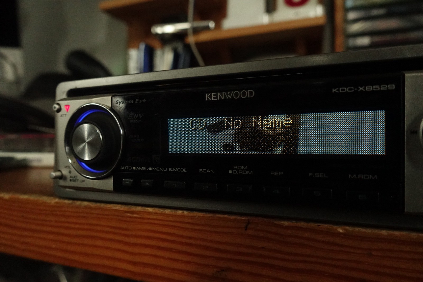 Kenwood KDC-x8529. Graphic Display CD/Bluetooth/Fm108 Player.