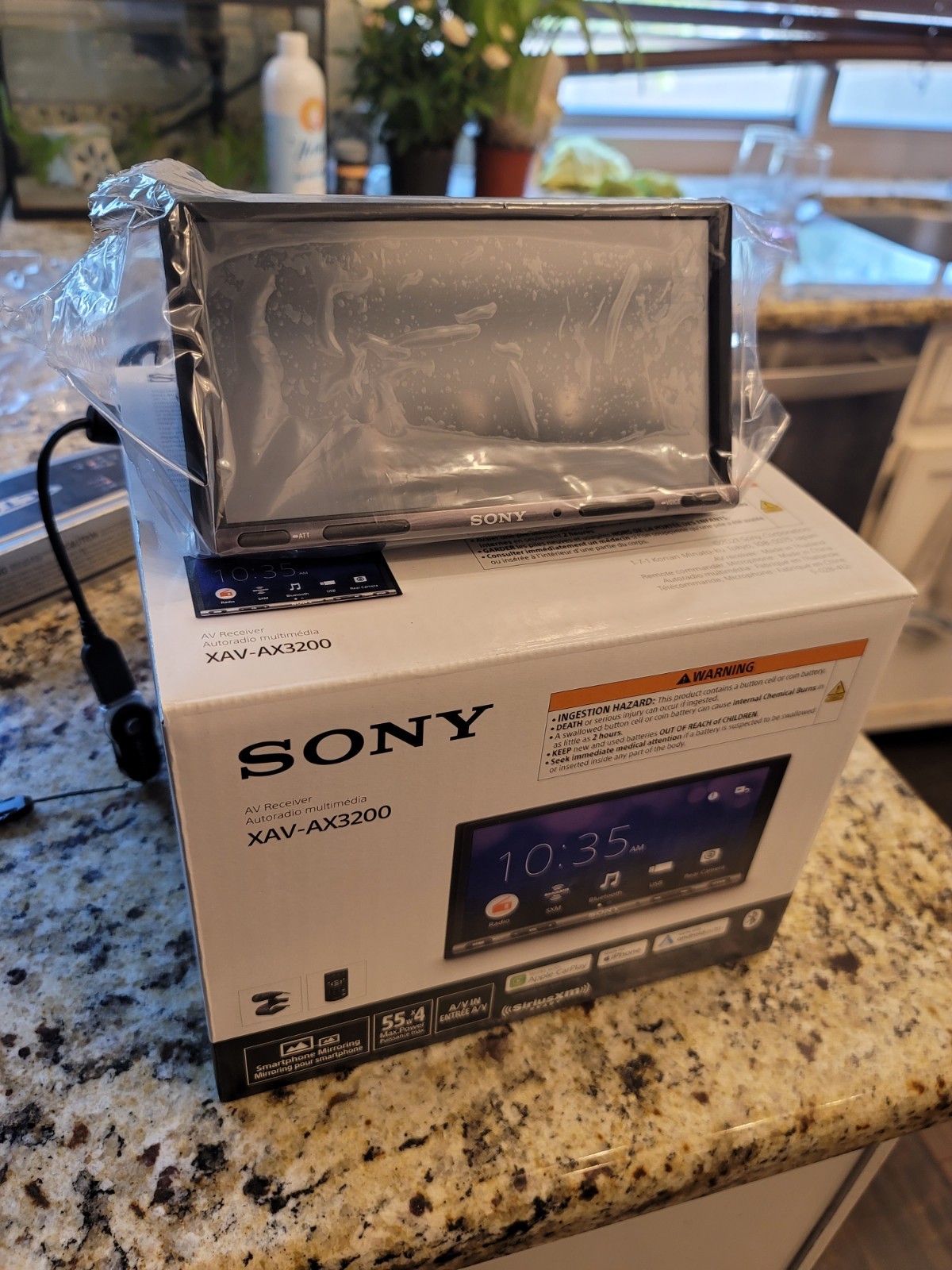 Sony XAVAX3200 7″ 2-DIN Digital Multimedia w/ CarPlay/Android Auto