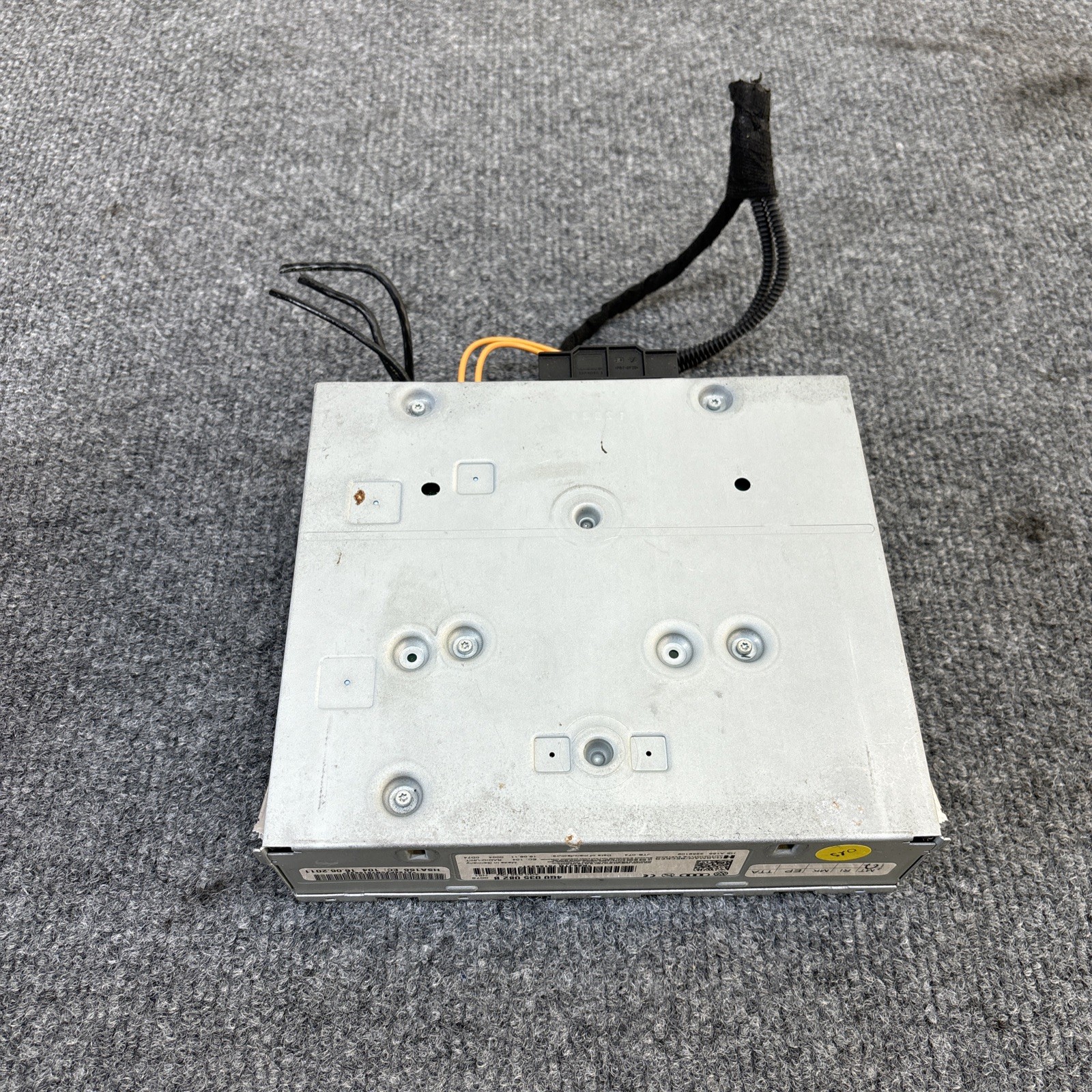 12 AUDI S4 A5 A4 S5 B8 OEM SATELLITE RADIO RECEIVER MODULE 4G0035082B 09-12