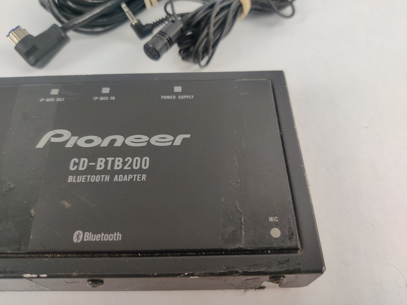 Pioneer CD-BTB200 Stereo Audio Bluetooth Adapter for Classic Car CD Players