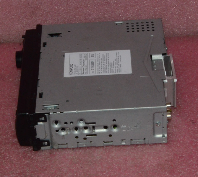 Kenwood CD Receiver Model KDC-152.