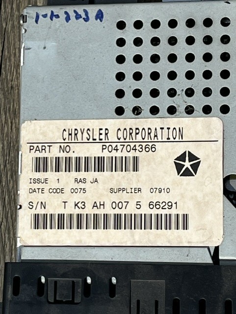 Chrysler Plymouth Dodge Jeep radio, AM/ FM CASS. PO4704366 Amber display
